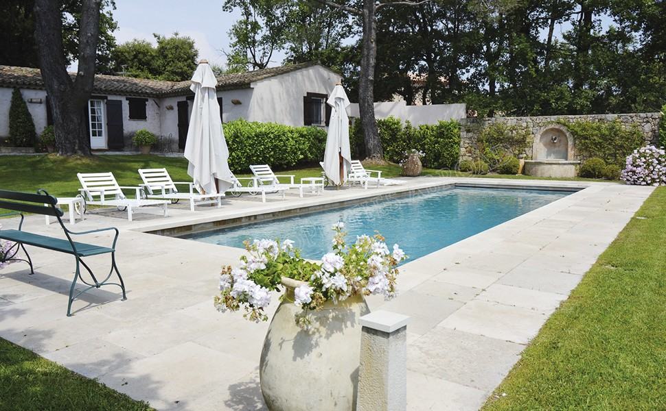 Luxury Villa Holiday Rentals